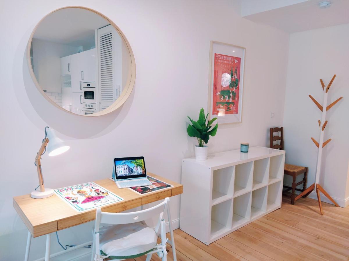 Nikki'S House Apartment บาย็อนน์ ภายนอก รูปภาพ